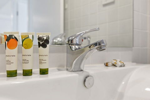 Astra Apartments Parramatta - Queensland Tourism 1