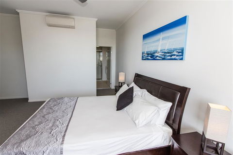 Gladstone Central Plaza Apartment Hotel - QLD Tourism 2