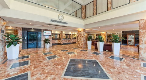 Bayview on the Park - QLD Tourism 1