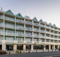 Lady Bay Resort - Queensland Tourism