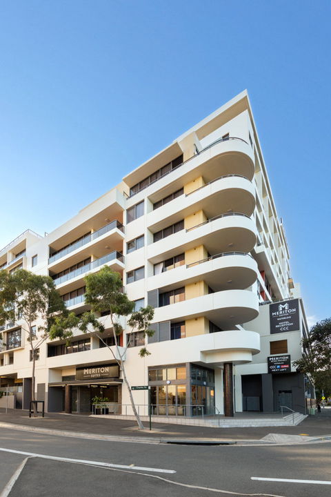 Meriton Suites Waterloo - QLD Tourism 0