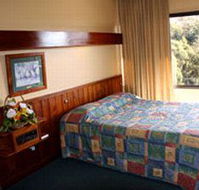 Village Family Motor Inn
