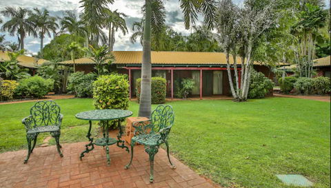 Bayside Holiday Apartments - Queensland Tourism 0