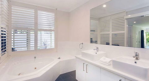 Bayview Geographe Resort - Queensland Tourism 2
