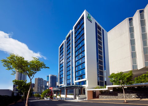 Holiday Inn Express Brisbane Central - QLD Tourism 0