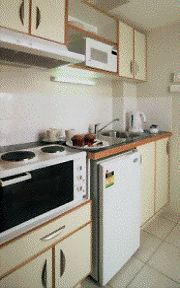 Astor Metropole & Apartment - QLD Tourism 1
