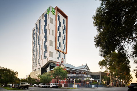 Holiday Inn West Perth - QLD Tourism 2