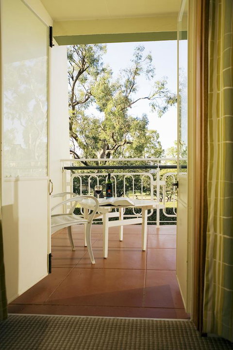 University House - ANU - QLD Tourism 16