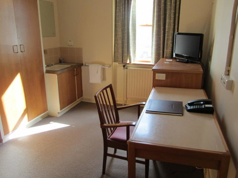 University House - ANU - QLD Tourism 44