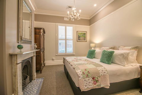 De Russie Boutique Hotel - QLD Tourism 40