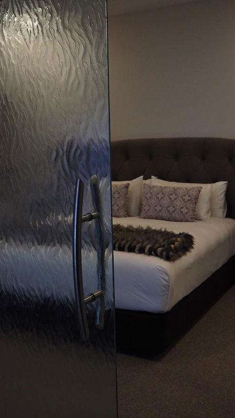 De Russie Boutique Hotel - QLD Tourism 39