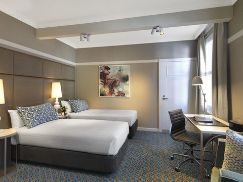 Hotel Kurrajong Canberra - Queensland Tourism 21