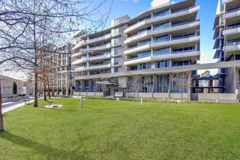 Realm Park 39 Barton ACT - QLD Tourism 39