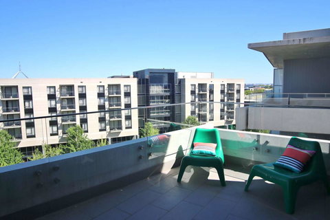 Realm Park 39 Barton ACT - QLD Tourism 5