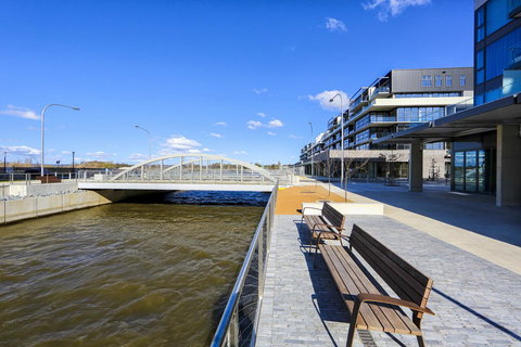 Dockside 4 Kingston ACT - Queensland Tourism 19