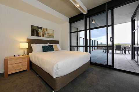 Dockside 4 Kingston ACT - Queensland Tourism 22