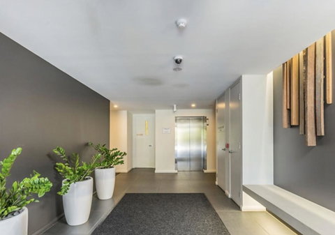 Modern Executive Apt@Barton*1BR*WiFi*Gym*Secure Parking*Canberra - QLD Tourism 16
