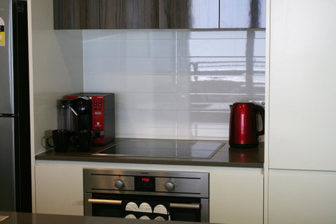 Modern Executive Apt@Barton*1BR*WiFi*Gym*Secure Parking*Canberra - QLD Tourism 4