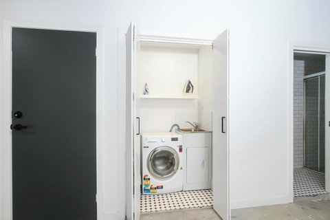 Accommodate Canberra - Parbery - Queensland Tourism 7