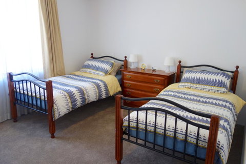 Kingston Comfy Apartment - QLD Tourism 2