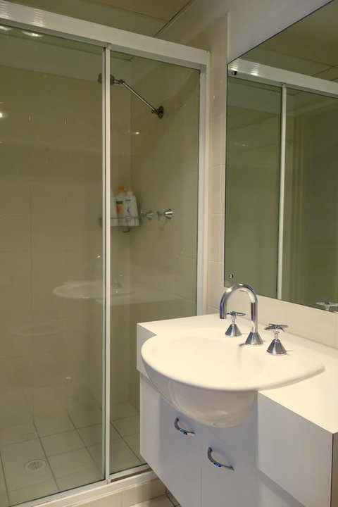 Kingston Comfy Apartment - QLD Tourism 8