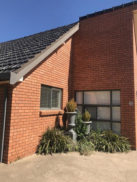 Central Tranquility Heart Of Orange - QLD Tourism 28