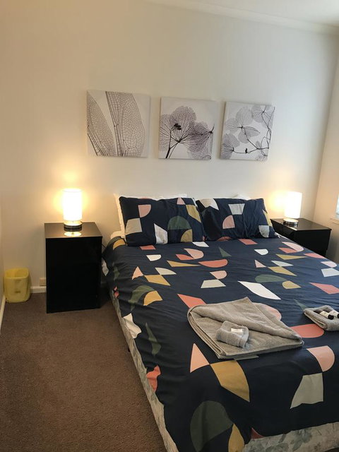 Central Tranquility Heart Of Orange - QLD Tourism 16