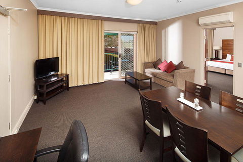 Quality Hotel Dickson - QLD Tourism 23