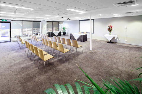 Quality Hotel Dickson - QLD Tourism 17