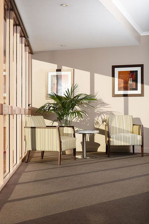Quality Hotel Dickson - QLD Tourism 24