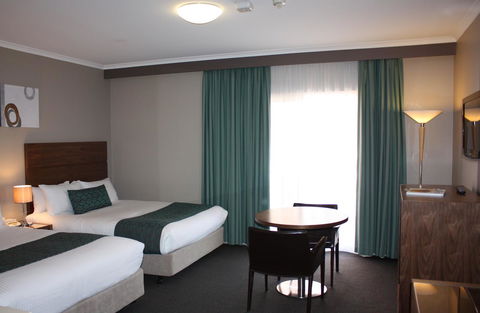 Quality Hotel Dickson - QLD Tourism 33