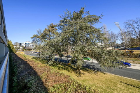 Accommodate Canberra - The Summit - Queensland Tourism 5