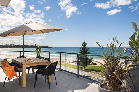 Mollymook Beachfront Penthouse 9 - QLD Tourism 3