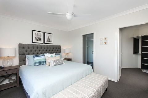 Mollymook Beachfront Penthouse 9 - QLD Tourism 11
