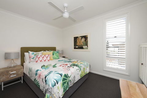 Mollymook Beachfront Penthouse 9 - QLD Tourism 2