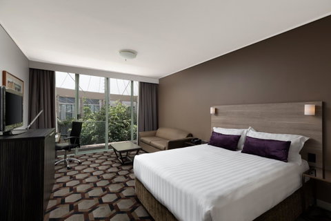 Rydges Canberra - QLD Tourism 30