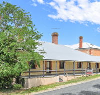 Wellington Courthouse - Queensland Tourism