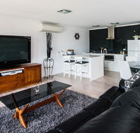 Lure Bed and Breakfast - QLD Tourism