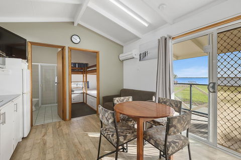 Port Broughton Tourist Park - QLD Tourism 30