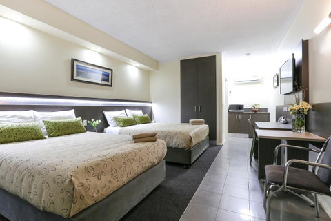 Morphettville Motor Inn - QLD Tourism 12