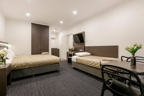 Morphettville Motor Inn - QLD Tourism 3