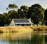The Lake House Retreat - QLD Tourism