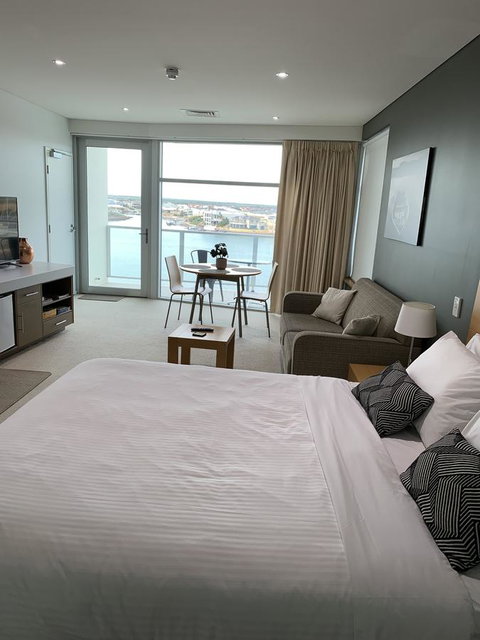 Wallaroo Marina Stayz - Queensland Tourism 4