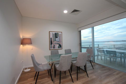 Wallaroo Marina Apartments - QLD Tourism 19