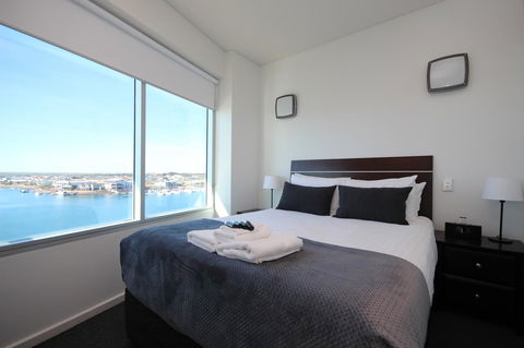 Wallaroo Marina Apartments - QLD Tourism 15