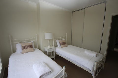 Wallaroo Marina Apartments - QLD Tourism 39