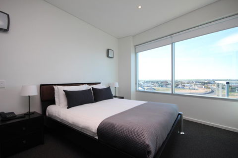 Wallaroo Marina Apartments - QLD Tourism 14