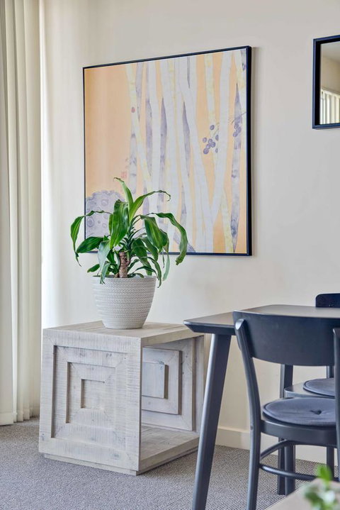 Port Adelaide Executive Waterfront Apartment - QLD Tourism 14