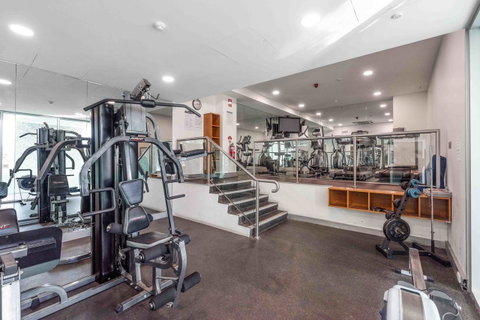 Port Adelaide Executive Waterfront Apartment - QLD Tourism 27
