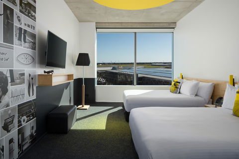 Atura Adelaide Airport - QLD Tourism 15